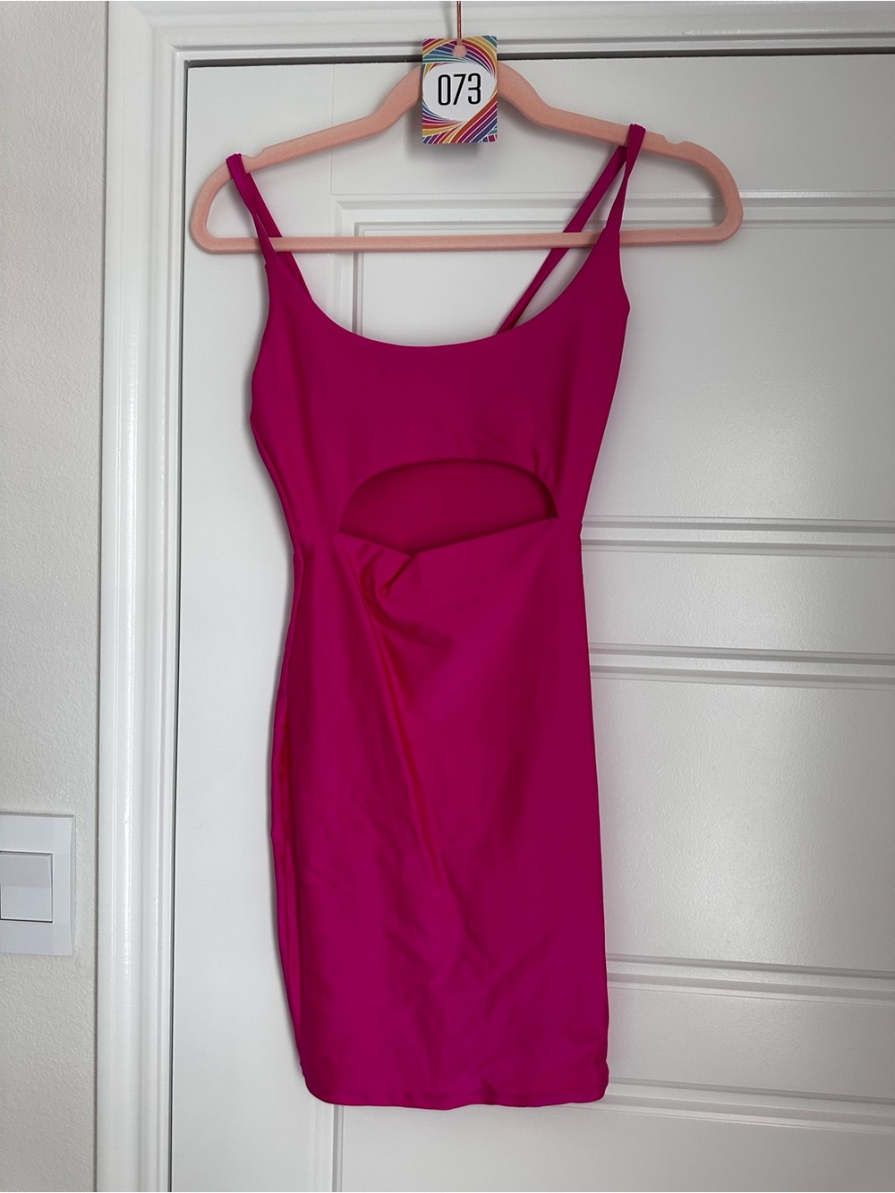 Women’s Hot Pink Cutout Twist Front Bodycon Mini Dress